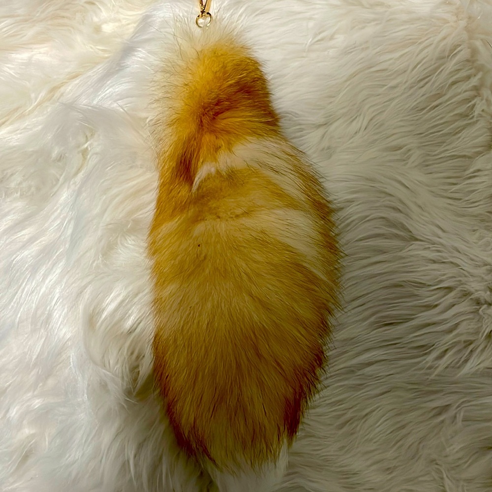 Therian tail ethical faux fur clip, to clip on pants